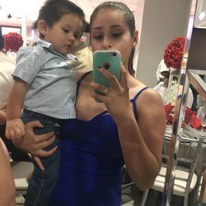 Meet your Posher, Anahi